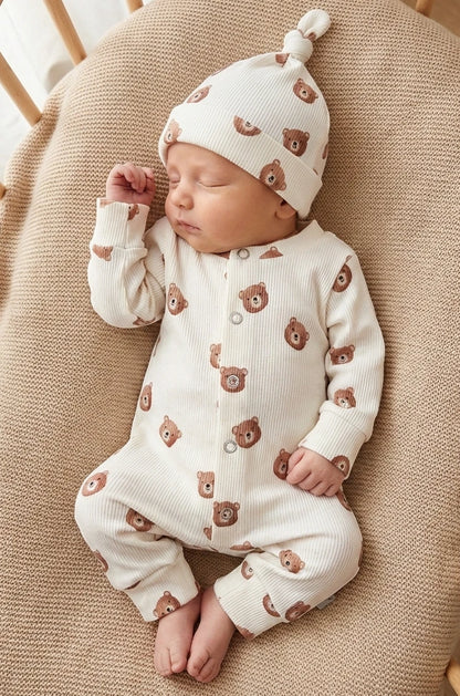 Handgemaakt baby boxpakje van natuurlijke ribstof Beren, zacht en comfortabel voor pasgeborenen