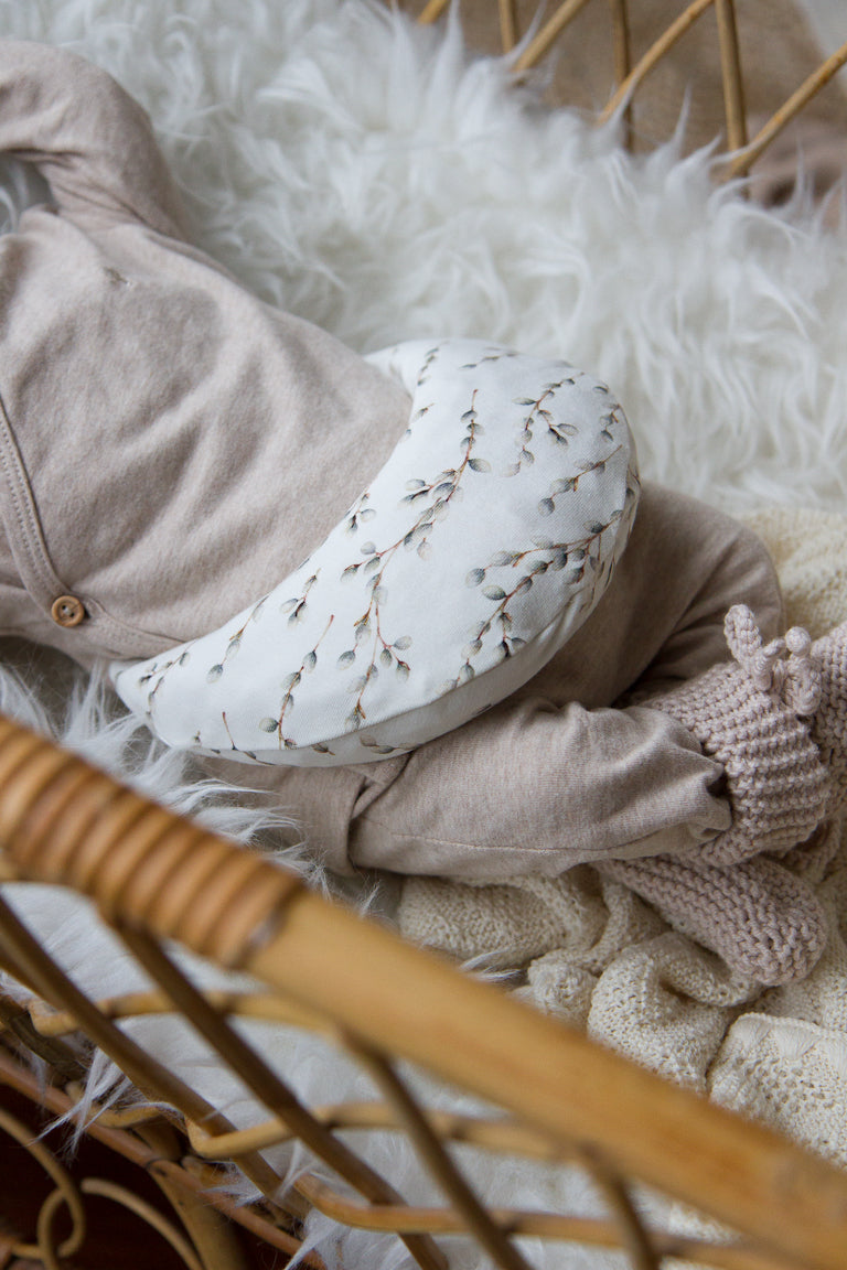 Handgemaakt warmtekussen Comfy Luna met katjes tak print voor baby’s