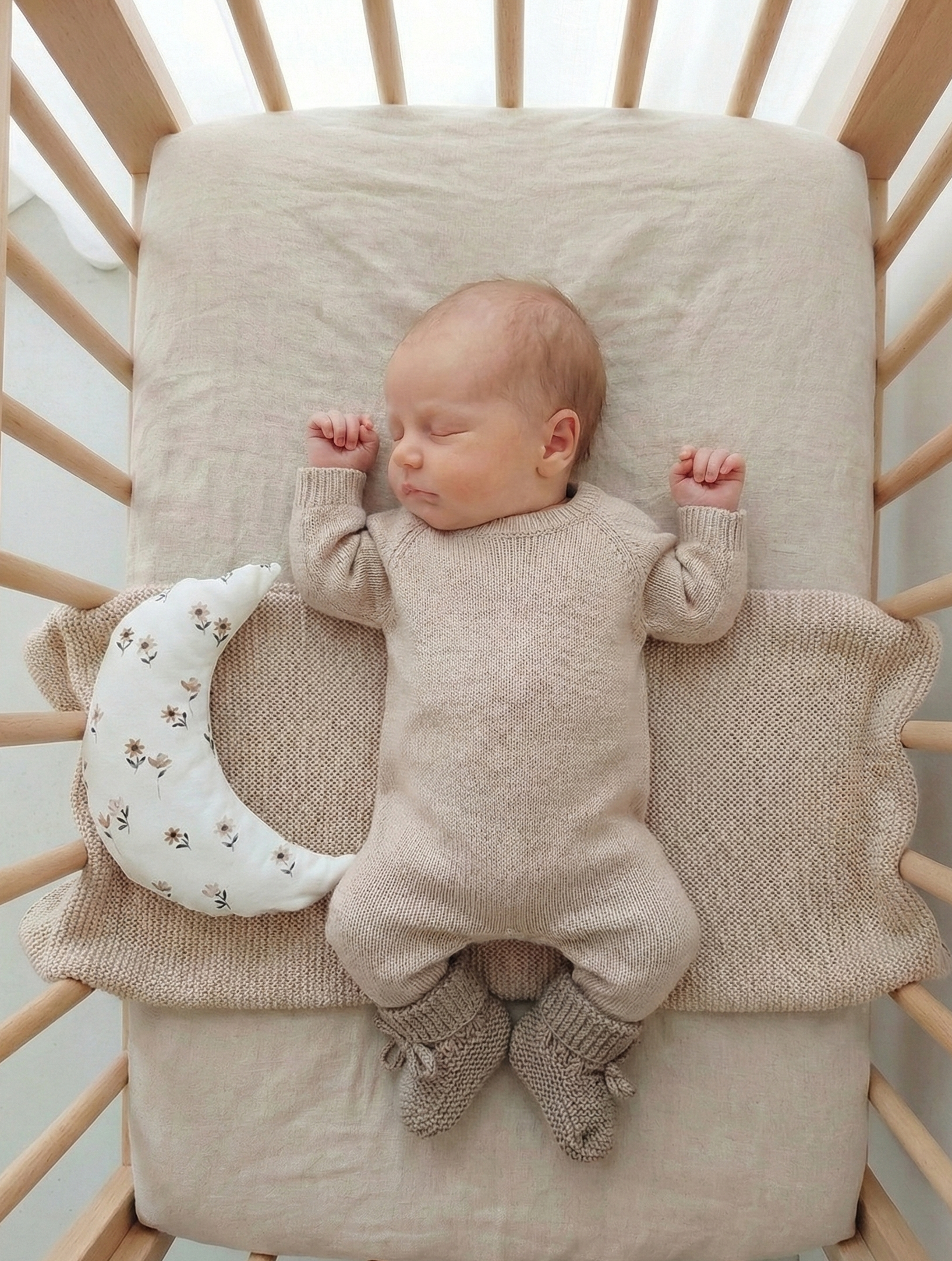 Handgemaakt warmtekussen Comfy Luna met lichte spring bloemenprint voor baby’s