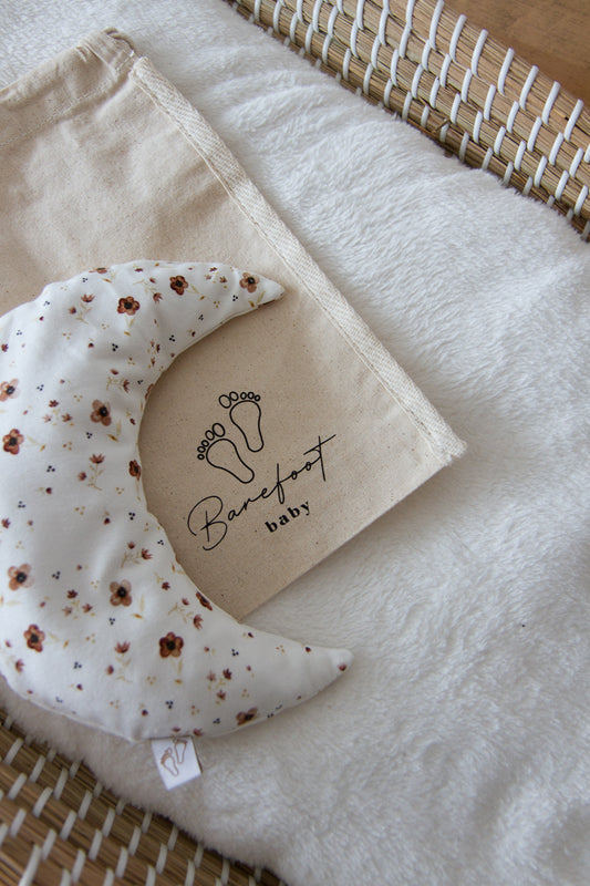 Comfy Luna warmtekussen voor baby’s met brown flower print in warme aardetinten