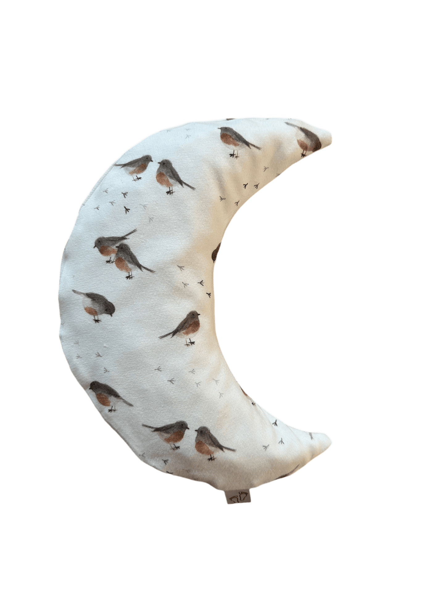 Een handgemaakt maanvormig warmtekussen gevuld met biologisch gereinigde kersenpitten. Het warmtekussen is gemaakt van zachte, duurzame stoffen, waaronder OEKO-TEX en GOTS-gecertificeerd katoen en heerlijk zachte merino wol. Perfect voor het verlichten van buikkrampjes bij baby's, ondersteuning bij borstvoeding en ontspanning voor mama. Verkrijgbaar in verschillende stijlvolle prints.
